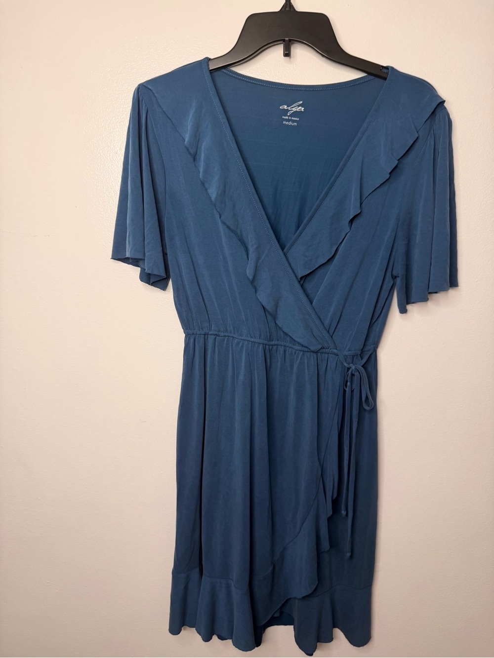 Francesca's Collections Blue Tie-Front Dress